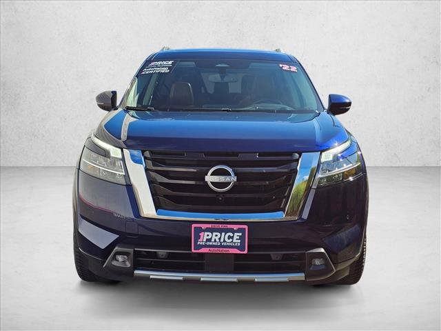 Used 2022 Nissan Pathfinder Platinum AWD/4WD image 2