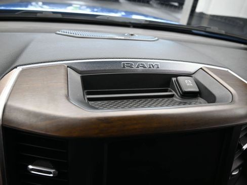 Used 2022 RAM 1500 Laramie image 31