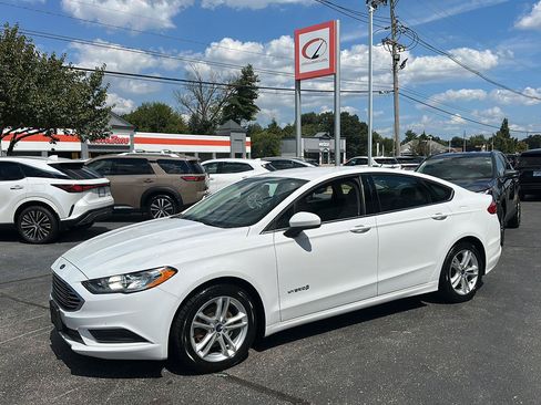 Used 2018 Ford Fusion S FWD image 5