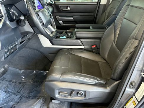 Used 2022 Toyota Tundra SR5 image 15