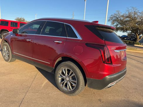 Used 2022 Cadillac XT5 Premium Luxury w/ Technology Package image 5