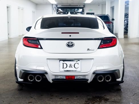 Used 2025 Toyota GR86 Premium image 5