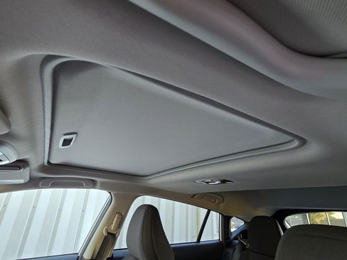 New 2026 Subaru Crosstrek 2.0i Premium image 9