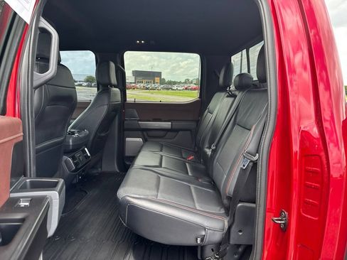 Used 2021 Ford F150 Lariat w/ Equipment Group 502A High AWD/4WD image 10