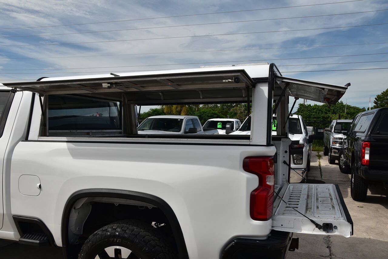 Used 2020 Chevrolet Silverado 2500 Custom w/ Custom Value Package AWD/4WD image 7