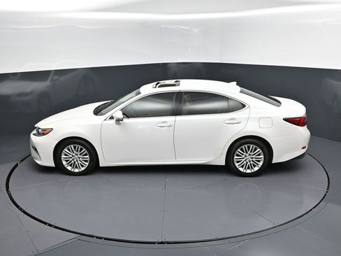 Used 2016 Lexus ES 350 350 image 32