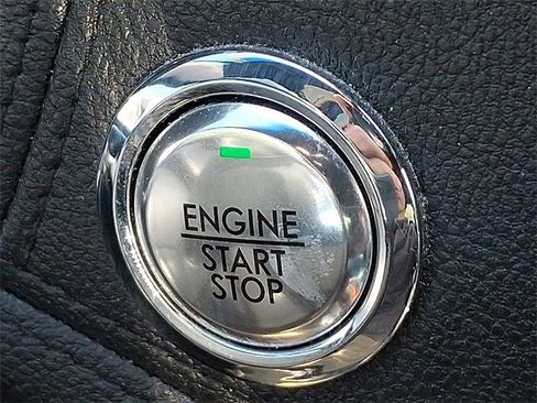 Used 2017 Lincoln Continental Select w/ Climate Package AWD/4WD image 24