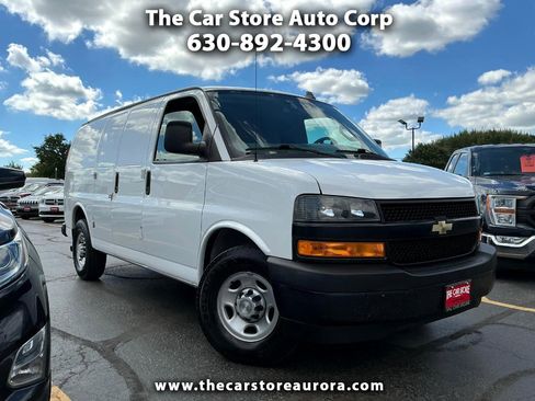 Used 2019 Chevrolet Express 3500 w/ Driver Convenience Package image 1
