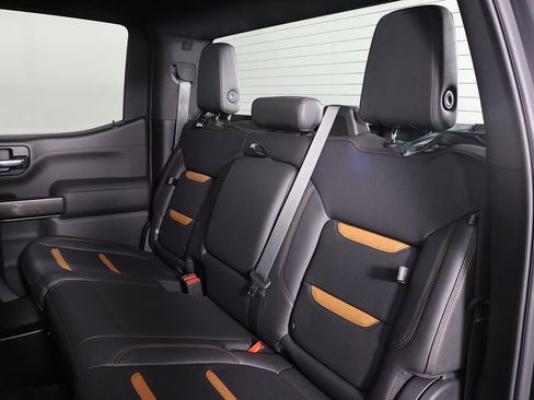 Used 2021 GMC Sierra 1500 AT4 image 27