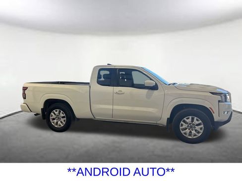 Used 2023 Nissan Frontier SV w/ SV Convenience Package RWD image 7