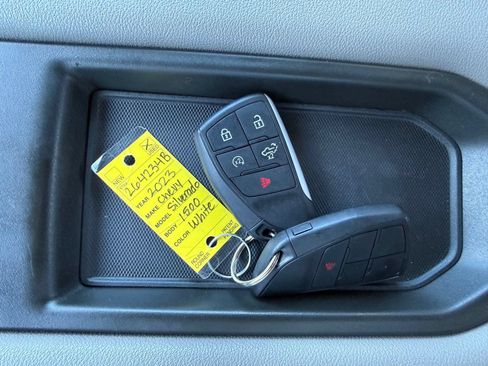 Certified 2023 Chevrolet Silverado 1500 LT AWD/4WD image 45