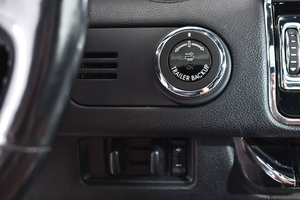 Used 2019 Lincoln Navigator L Reserve AWD/4WD image 36