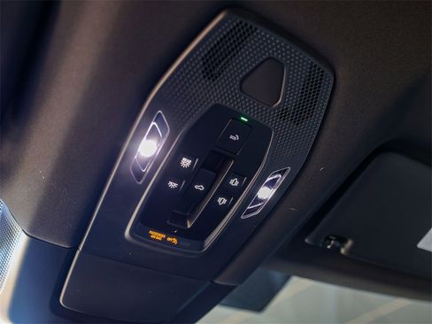 New 2025 Porsche Macan 4 Electric image 28