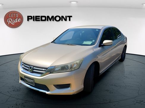 Used 2014 Honda Accord LX image 1
