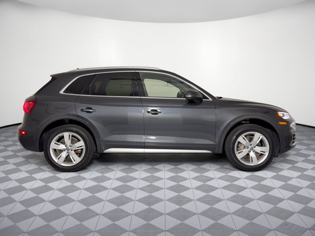 Used 2018 Audi Q5 2.0T Premium Plus w/ Premium Plus Package AWD/4WD image 8