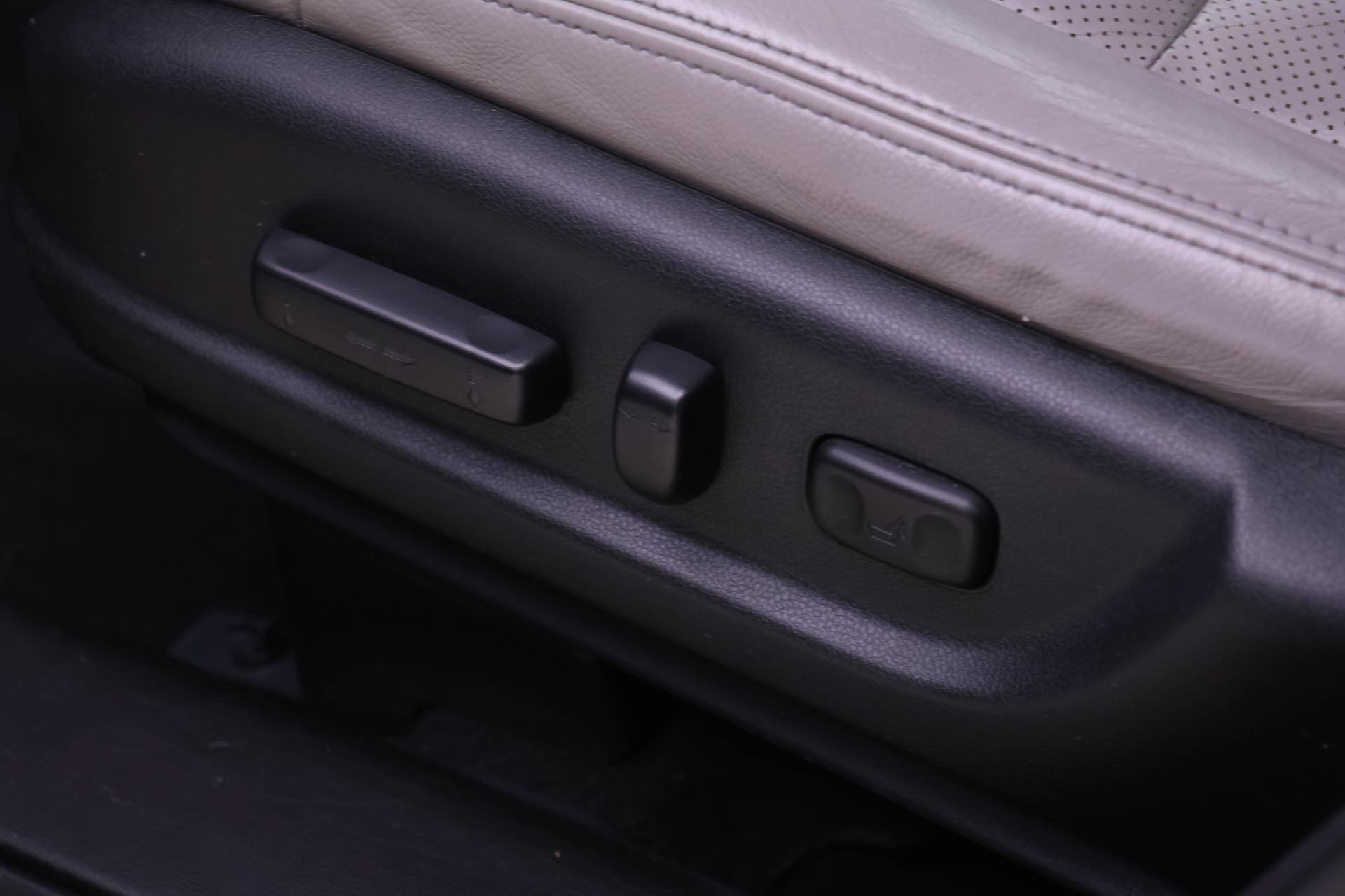 Used 2015 Honda CR-V EX-L image 14