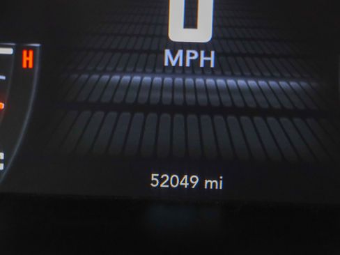 Used 2022 Dodge Challenger R/T image 16