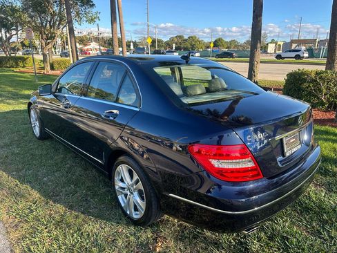 Used 2012 Mercedes-Benz C 300 Luxury image 8