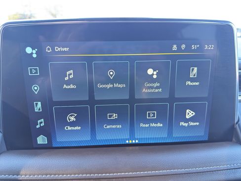 Used 2023 Chevrolet Suburban Z71 image 14