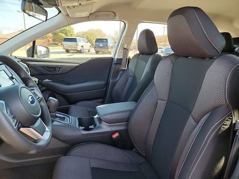 Certified 2025 Subaru Outback image 13