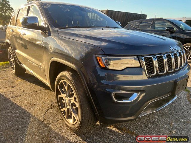 Used 2020 Jeep Grand Cherokee Limited w/ Premium Lighting Group AWD/4WD image 2