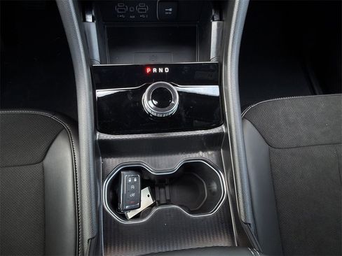 New 2025 Jeep Grand Cherokee Altitude image 17