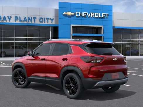 New 2026 Chevrolet TrailBlazer LT w/ Convenience Package FWD image 3