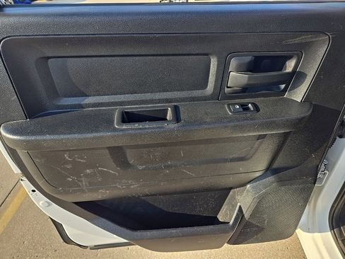 Used 2014 RAM 3500 Tradesman w/ Max Tow Package image 9