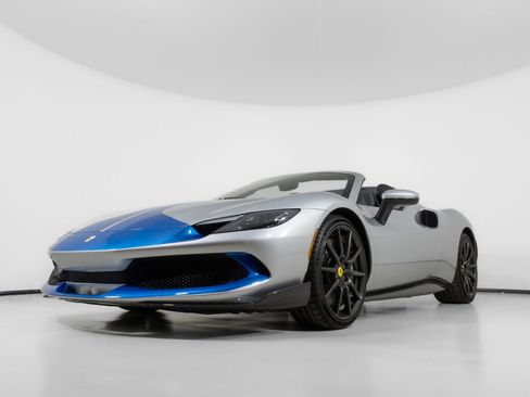 Used 2023 Ferrari 296 GTS image 11