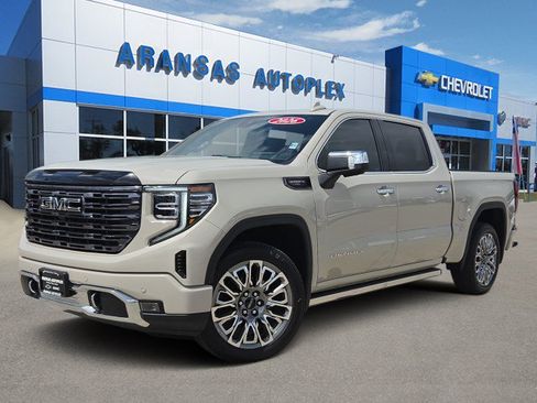 Used 2026 GMC Sierra 1500 Denali Ultimate AWD/4WD image 1