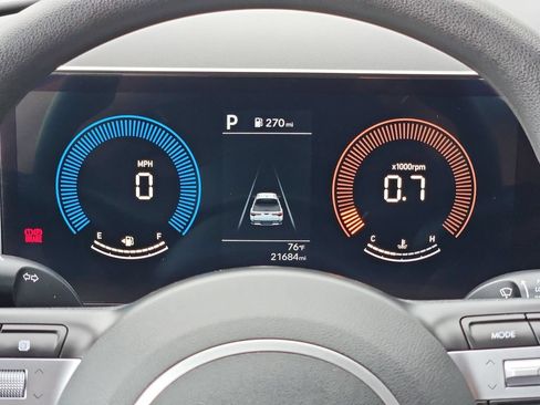Used 2025 Hyundai Santa Cruz SEL FWD image 16