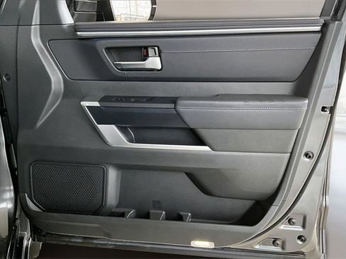 Used 2024 Toyota Tundra Platinum image 25