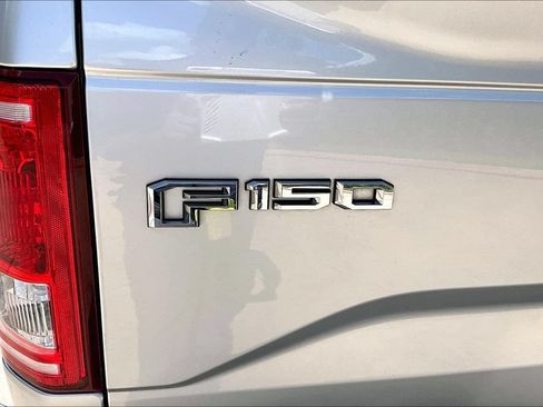 Used 2016 Ford F150 XLT w/ Equipment Group 302A Luxury AWD/4WD image 43