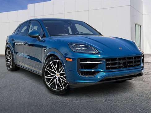 New 2026 Porsche Cayenne E-Hybrid Coupe image 9