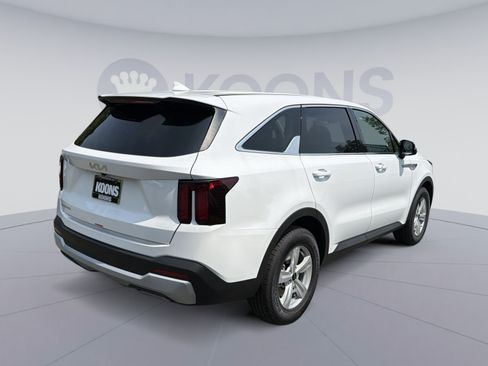 New 2026 Kia Sorento LX FWD image 7