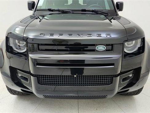 Used 2022 Land Rover Defender 90 X image 8