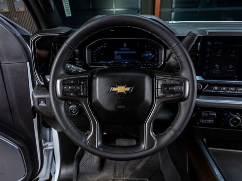 Used 2024 Chevrolet Silverado 3500 High Country w/ High Country Premium Package image 18