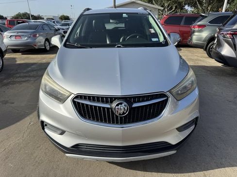 Used 2018 Buick Encore Preferred FWD image 2
