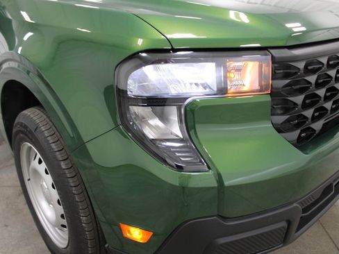 New 2025 Ford Maverick XL image 11
