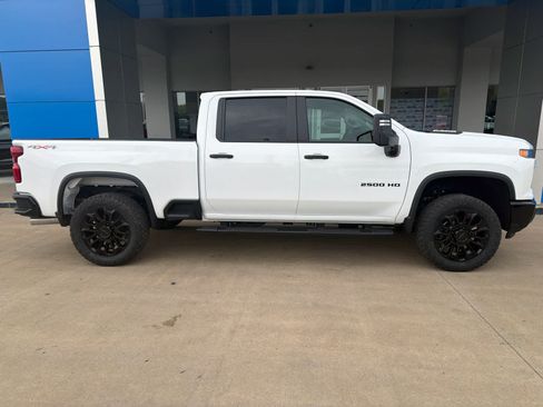 New 2026 Chevrolet Silverado 2500 Custom w/ Custom Value Package AWD/4WD image 8