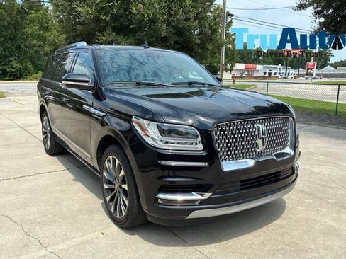 Used 2020 Lincoln Navigator Reserve RWD image 1
