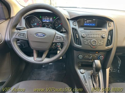 Used 2017 Ford Focus S image 20