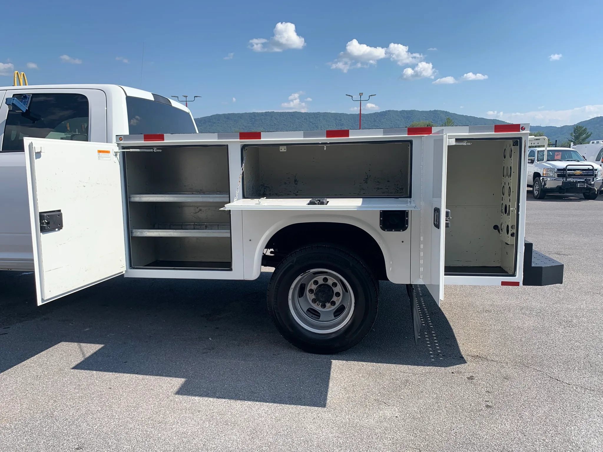 Used 2019 RAM 3500 Tradesman AWD/4WD image 29