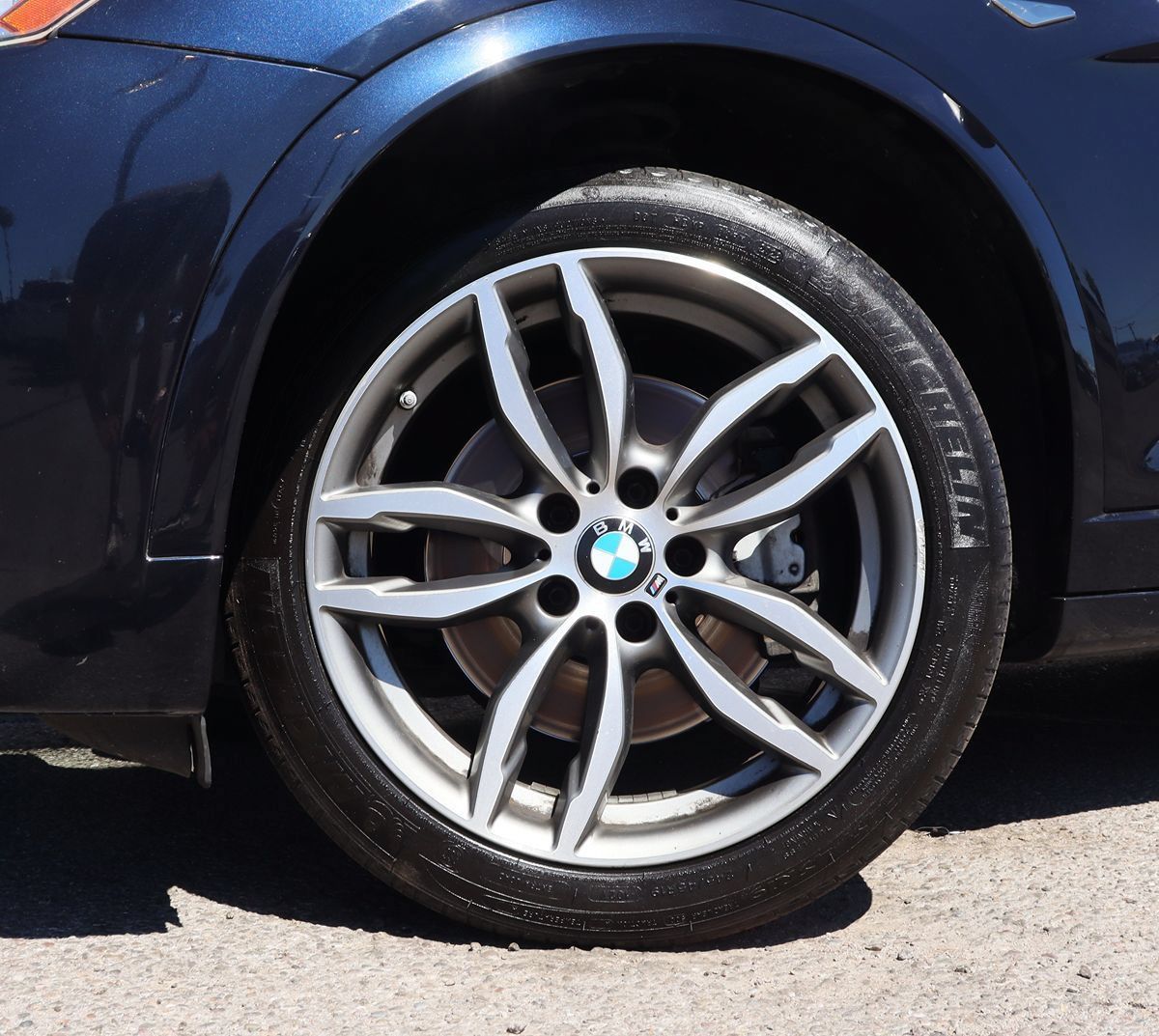Used 2018 BMW X4 M40i AWD/4WD image 5