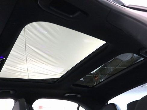 Used 2025 Mercedes-Benz C 300 C 300 image 10