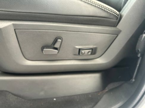 Used 2026 RAM 2500 Laramie AWD/4WD image 44