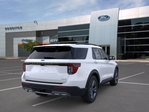 New 2026 Ford Explorer Active w/ Active Comfort Package AWD/4WD image 8