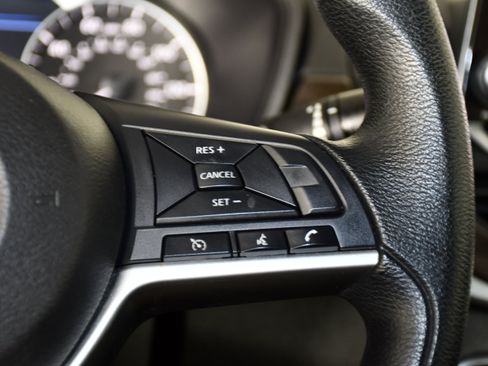 Used 2024 Nissan Altima 2.5 SV FWD image 21