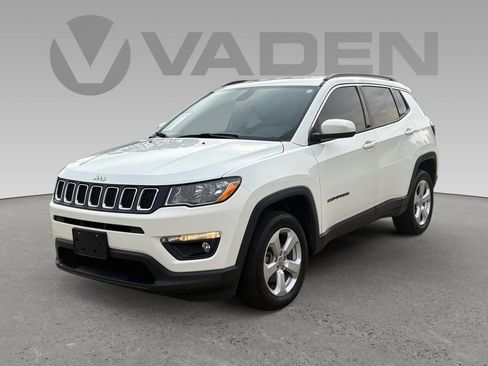 Used 2021 Jeep Compass Latitude image 23