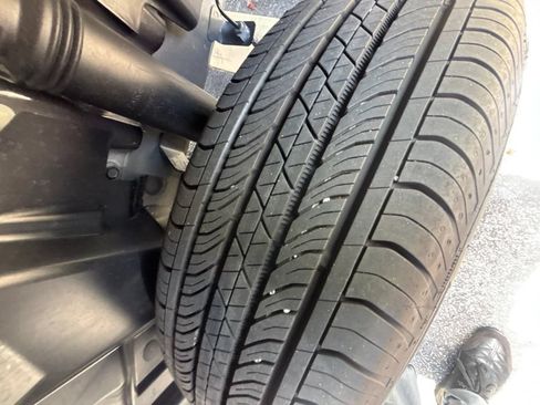 Used 2025 Ford Maverick XLT FWD image 23